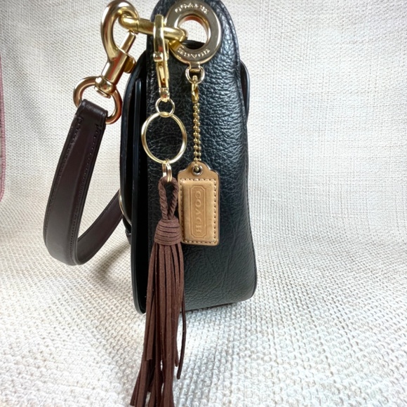 Coach Kleo Signature Khaki canvas Crossbody with Suede and Pebble Leather C5692 - Picture 14 of 16